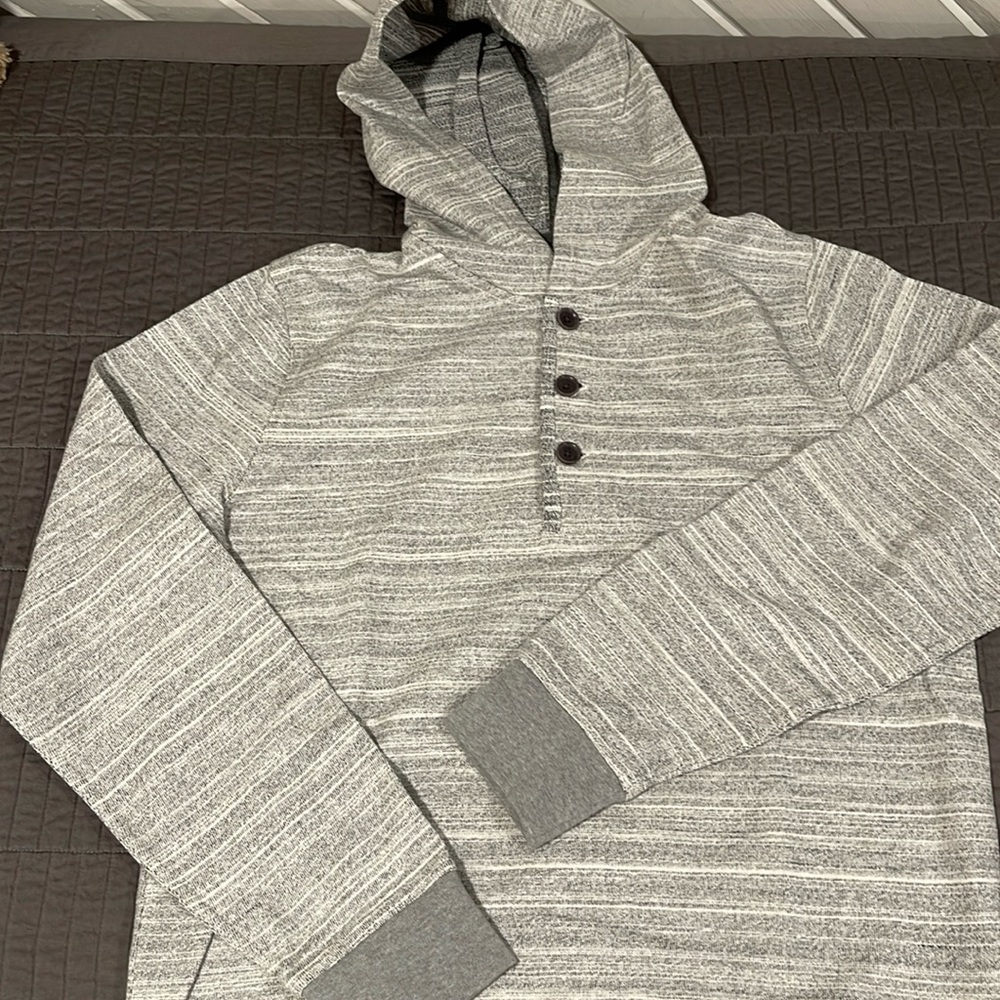 Men’s Hooded Sweatshirt M NWOT